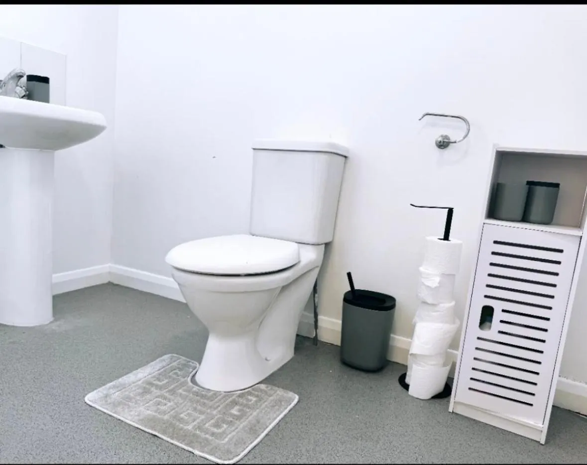Raflowhomeslondon Apartment